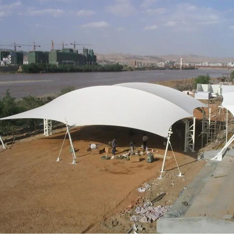 信阳膜结构汽车棚